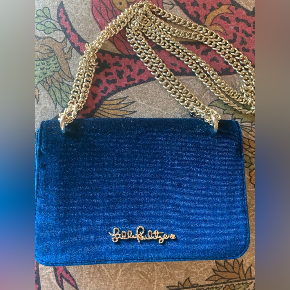 Lilly Pulitzer Velvet Kat Crossbody Clutch w/ Gold Chain Strap